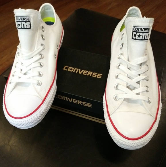 black converse with red stripe